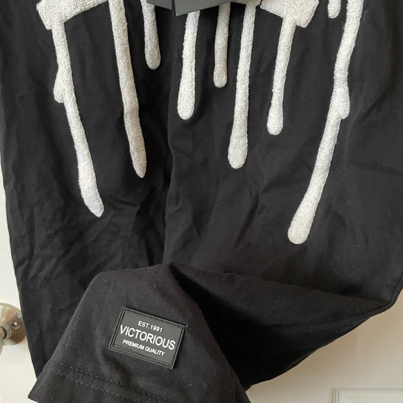 Victorious Los Angeles Men’s NWT DRIP tee - S - Picture 3 of 4